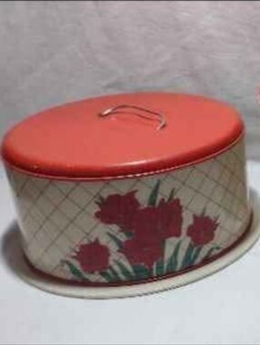 Vintage Floral Red Tin Cake Carrier